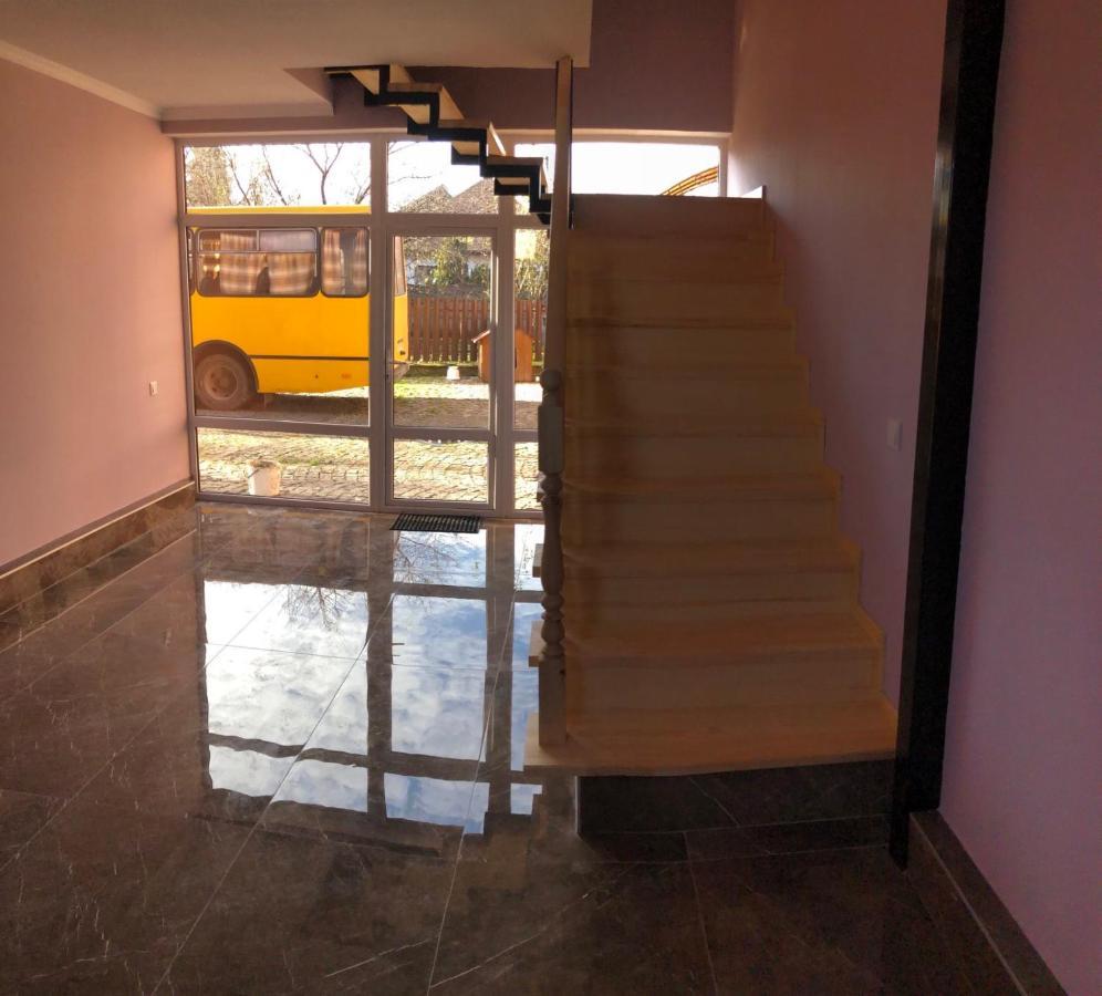 Катерина Hotel Chynadiyovo Bagian luar foto