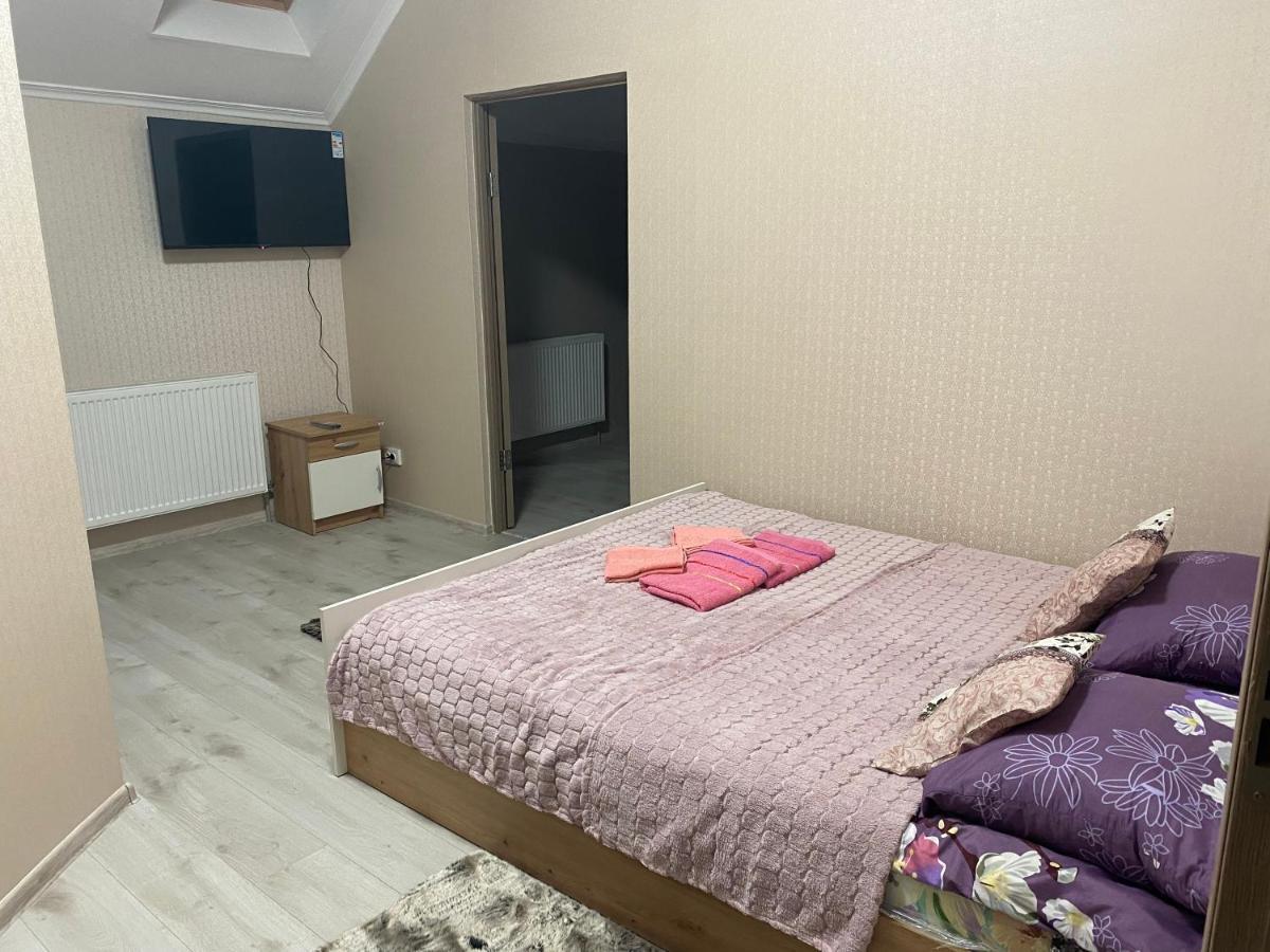 Катерина Hotel Chynadiyovo Bagian luar foto