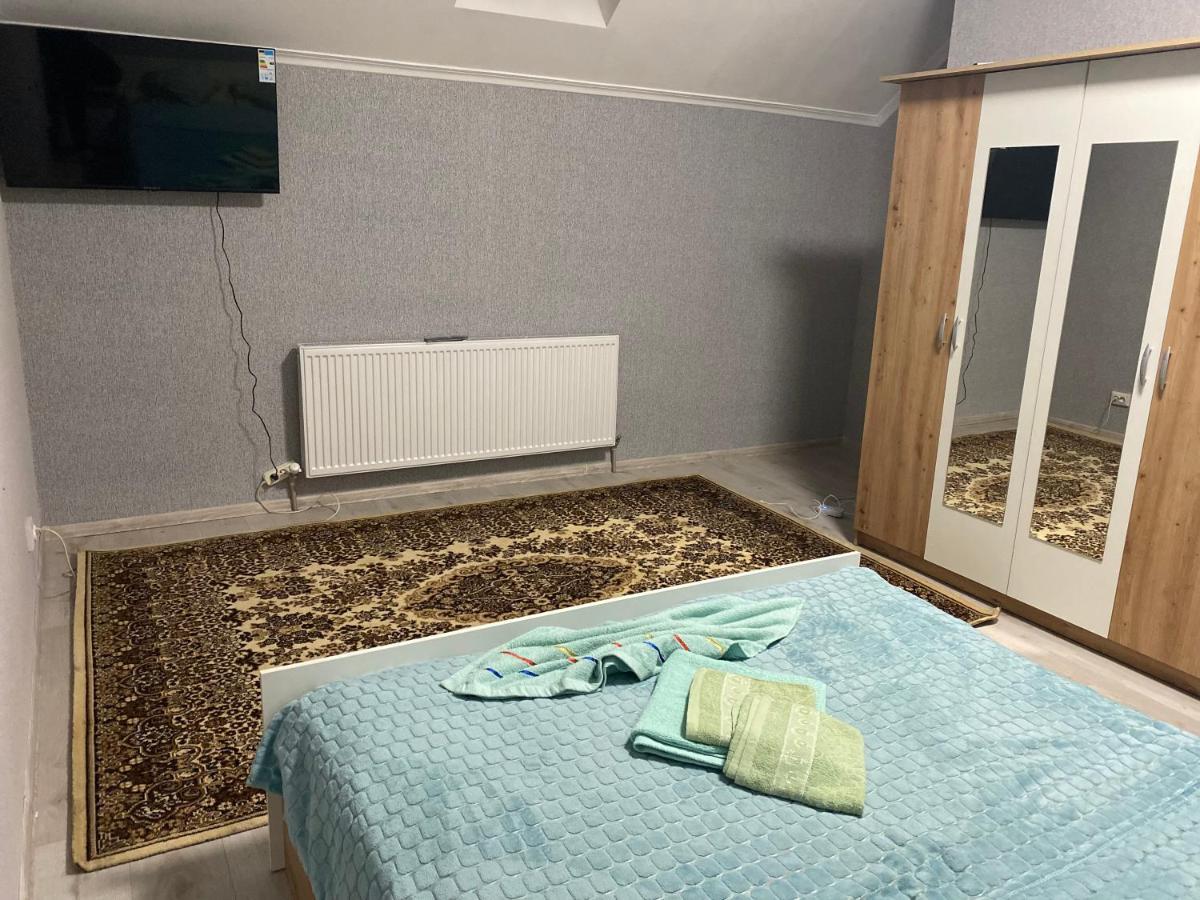 Катерина Hotel Chynadiyovo Bagian luar foto