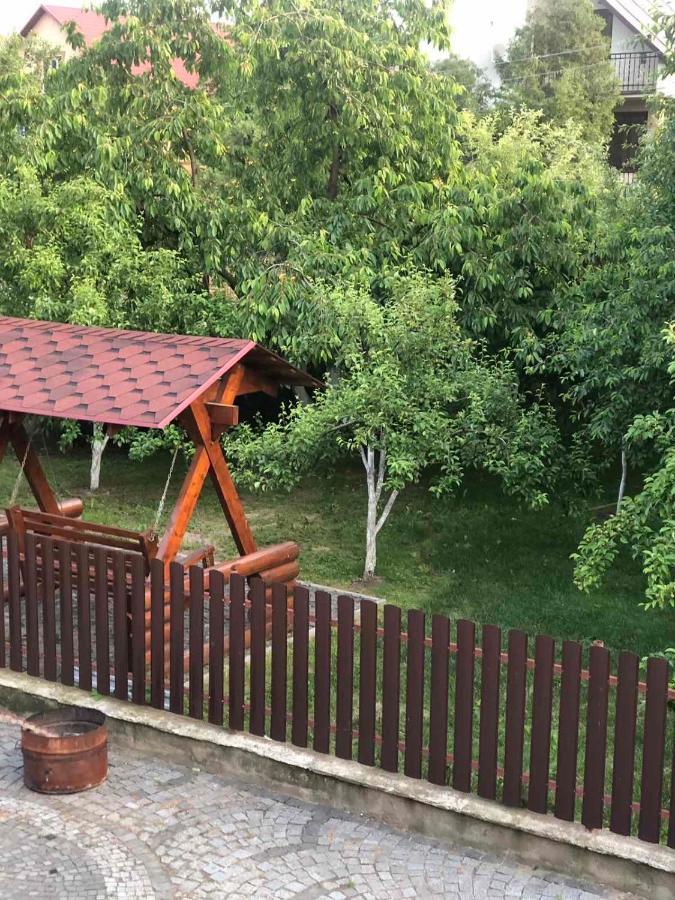Катерина Hotel Chynadiyovo Bagian luar foto