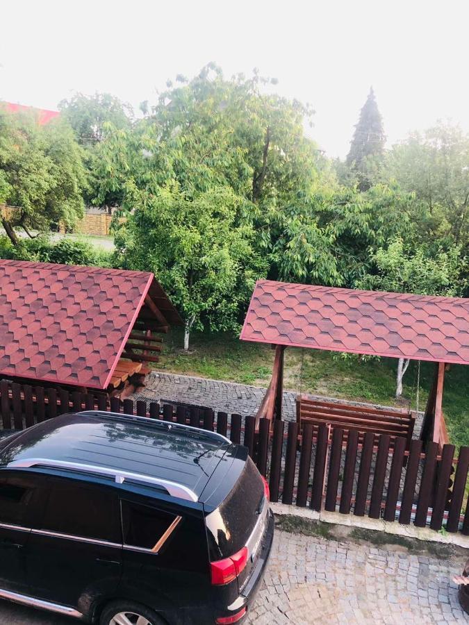 Катерина Hotel Chynadiyovo Bagian luar foto
